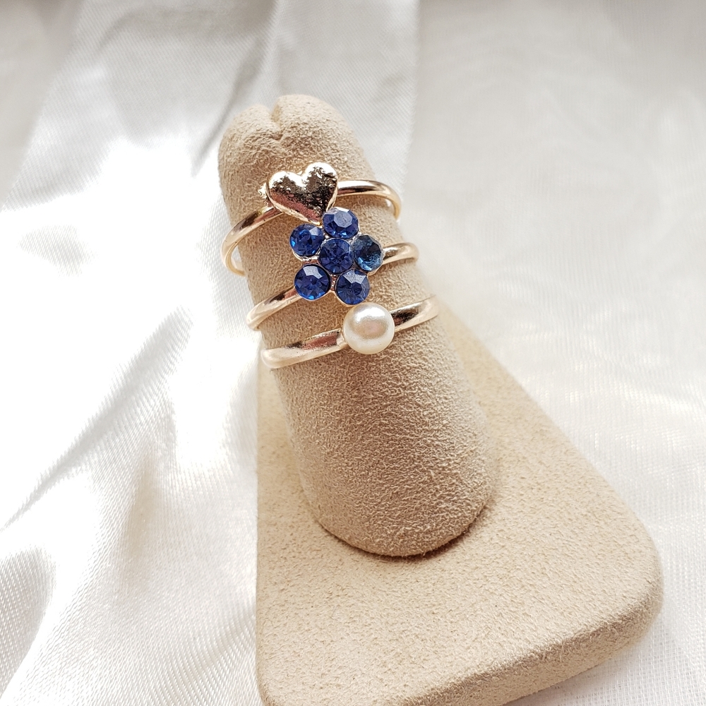 Dainty Gold Tone Ring Trio